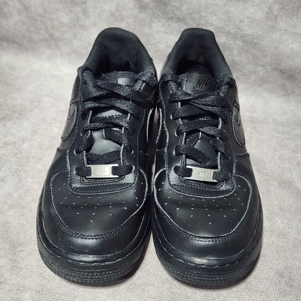 Youth‎ Nike Air Force 1 Low Triple Black Kids Sneakers 5.5Y 314192-009